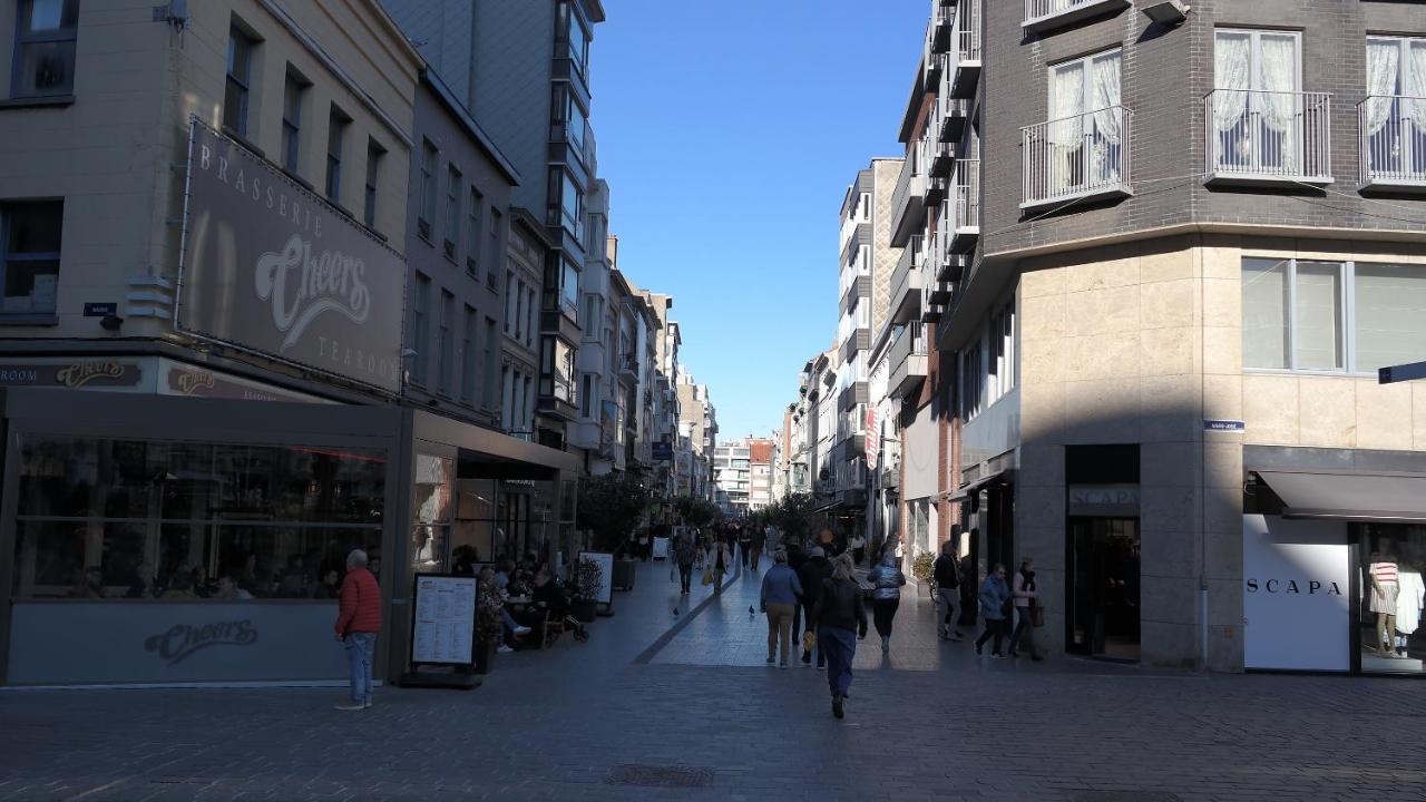The Rooftop - A Trendy New Apartment With Airconditioning, Large Terrace & Free Parking Oostende Exteriör bild